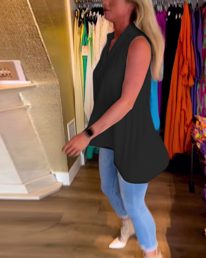 Nina® | Sleeveless top with ruffles and a collar