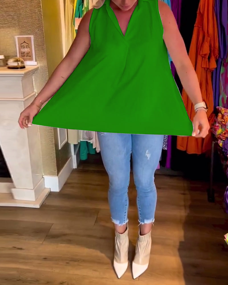 Nina® | Sleeveless top with ruffles and a collar