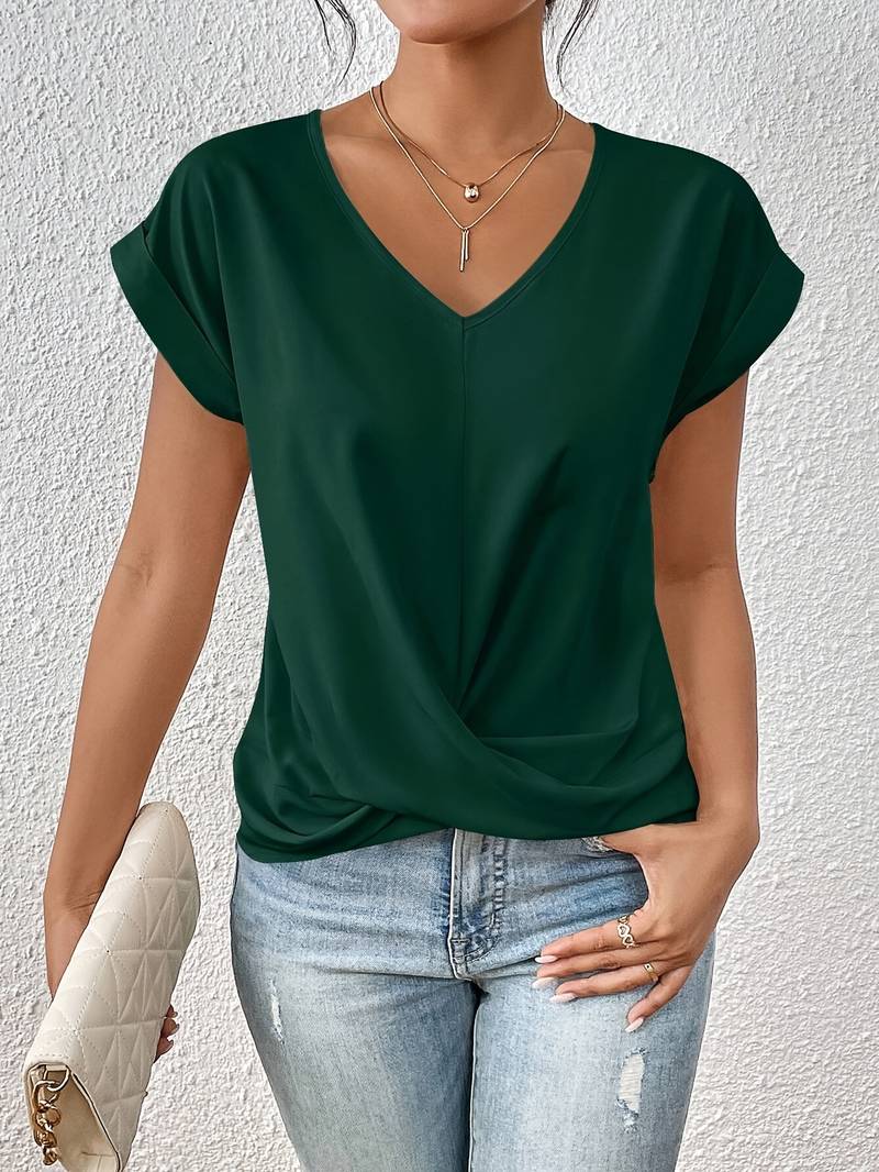 Amara - Elegant T-Shirt