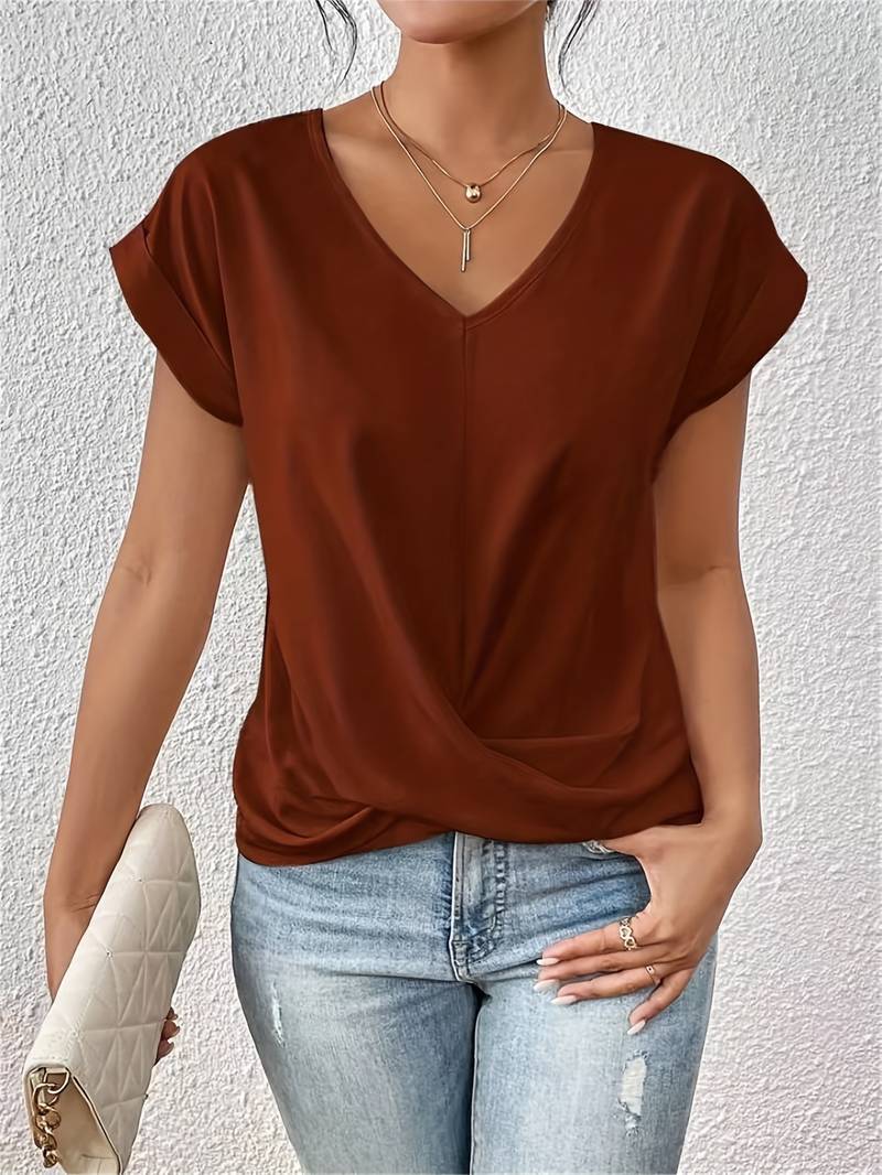 Amara - Elegant T-Shirt