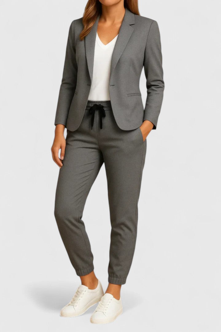Averella - Elegant Suit