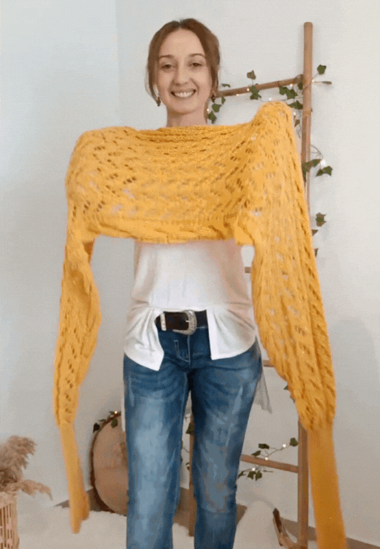 Louve | Elegant and Warm Shawl