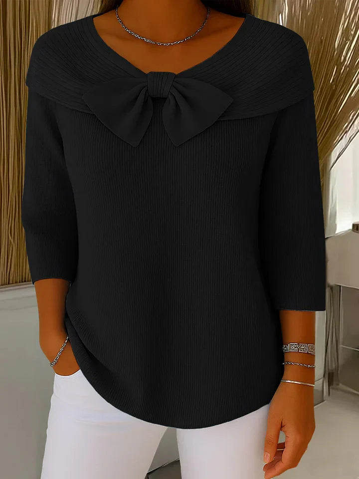 MYLIE – KNITTED SWEATER WITH A ROUND NECKLINE